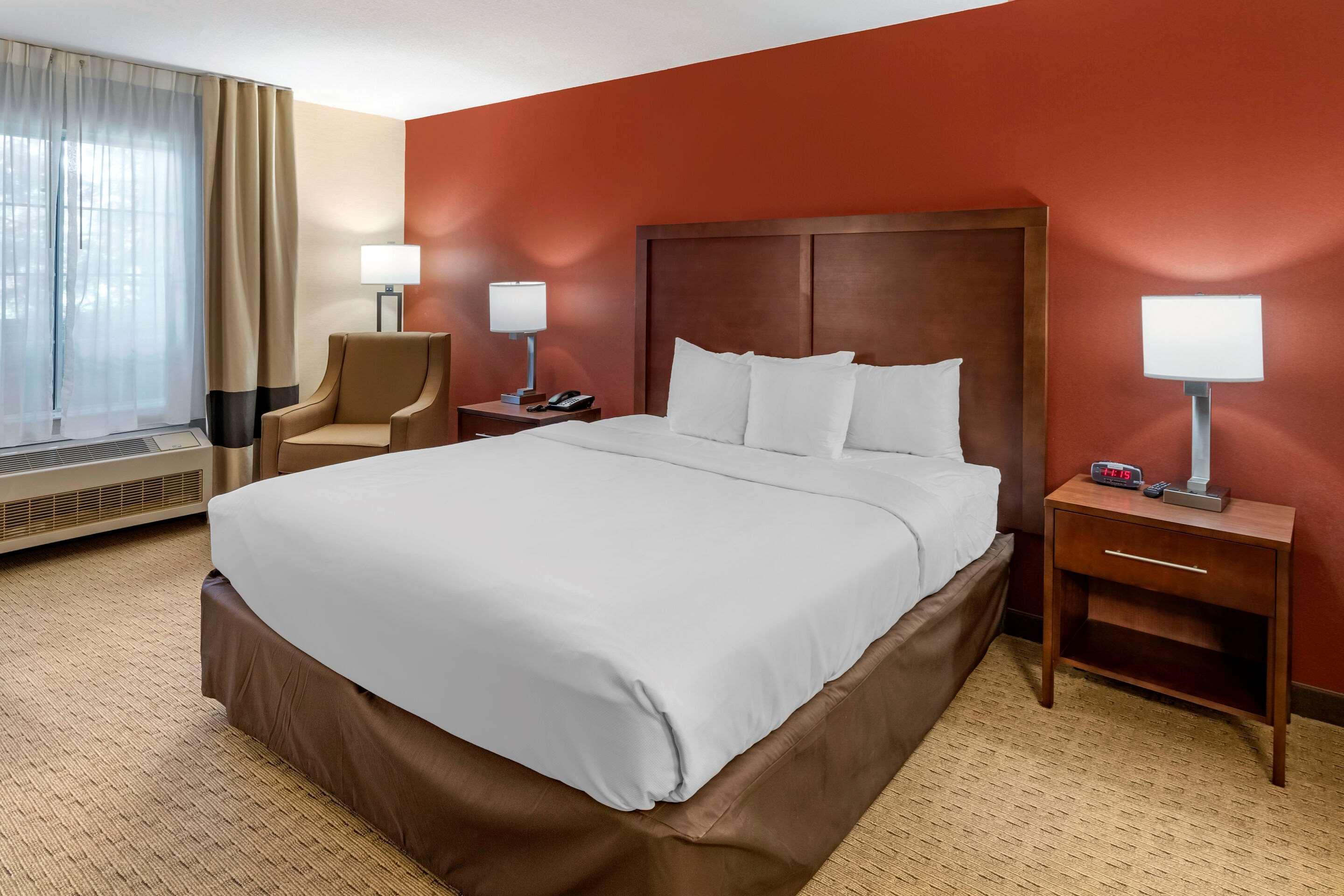 Comfort Inn Редуд Сити Екстериор снимка