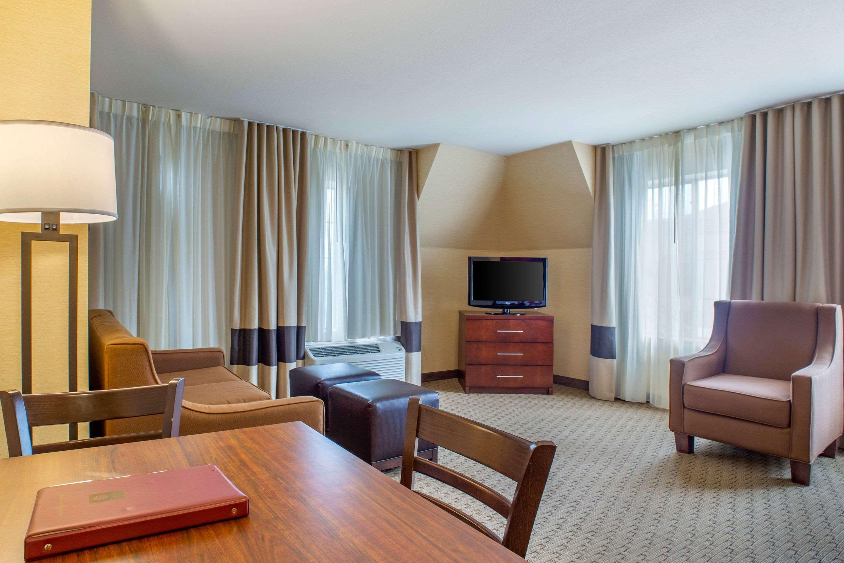 Comfort Inn Редуд Сити Екстериор снимка