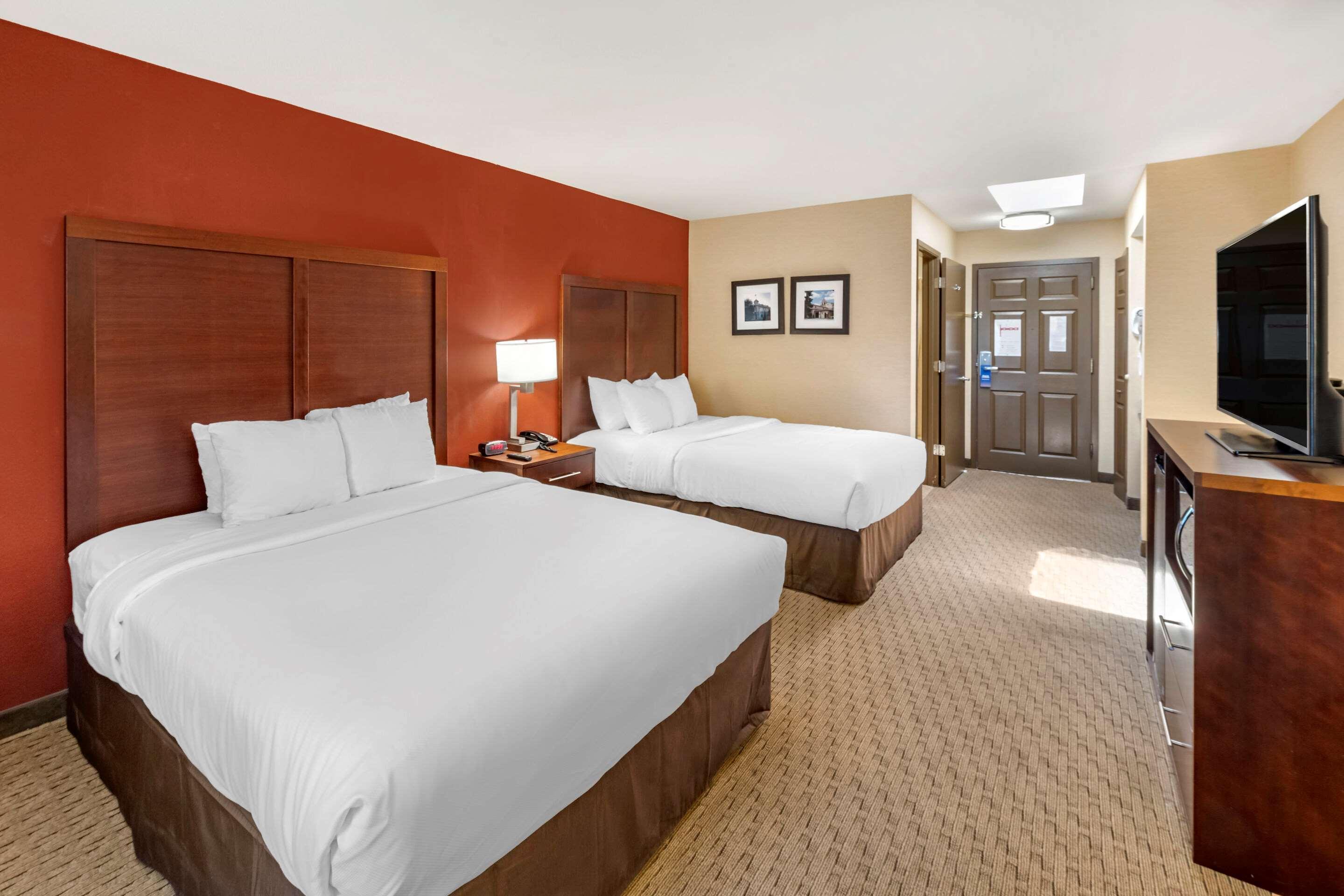 Comfort Inn Редуд Сити Екстериор снимка