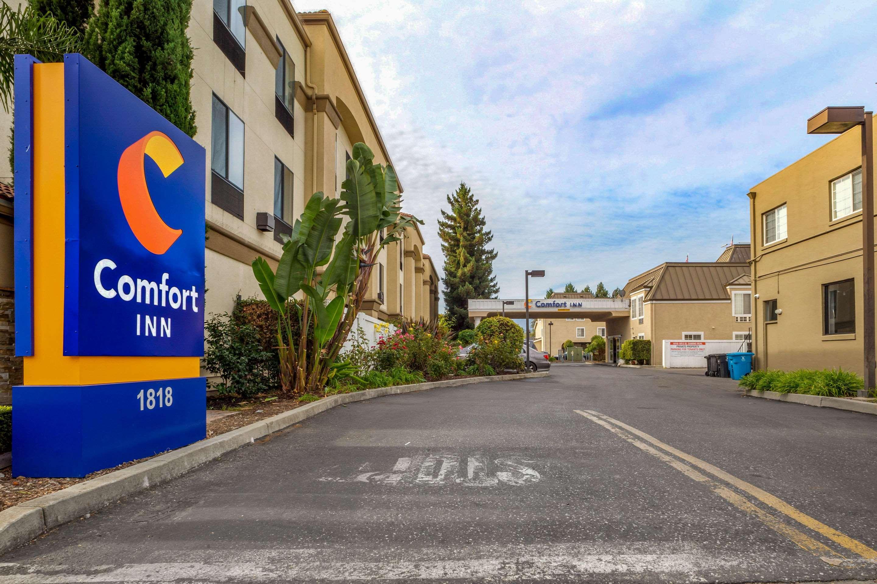 Comfort Inn Редуд Сити Екстериор снимка